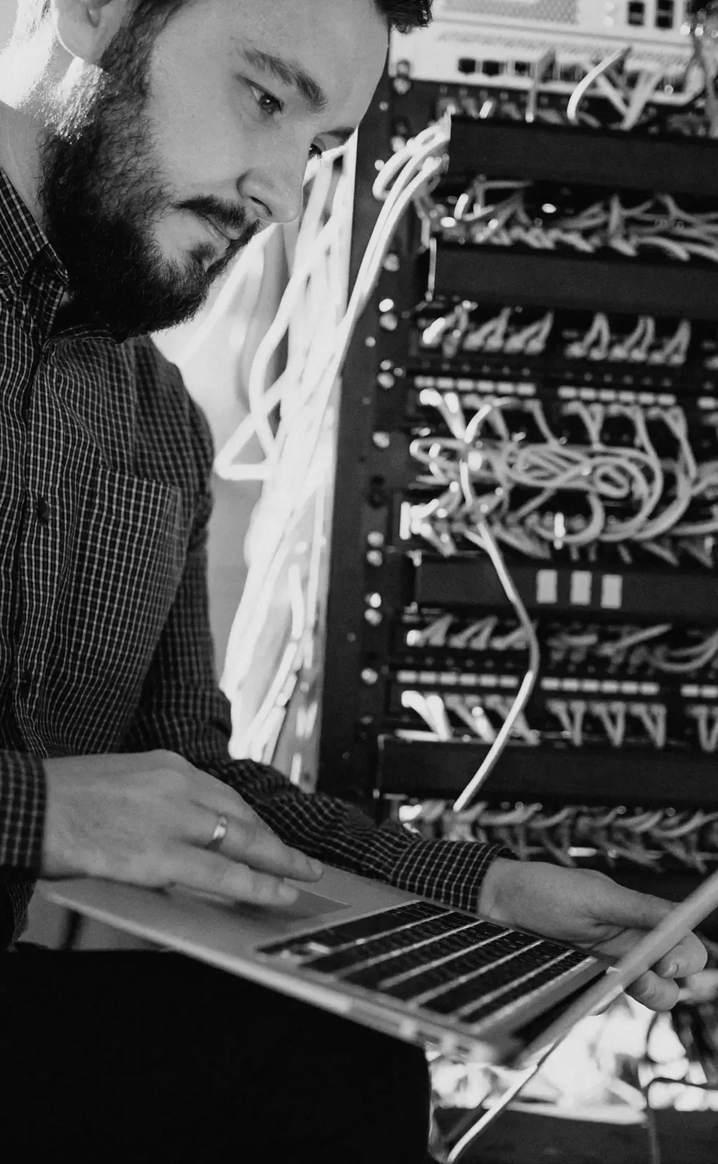 Plan 2 de REDLOCK - Optimización & Configuración – ¡Conecta tu Negocio sin Complicaciones!